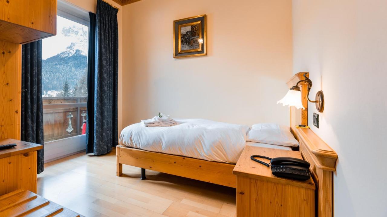 Hotel Dolomiti Di De Martin D Oscar Comèlico Superiore エクステリア 写真