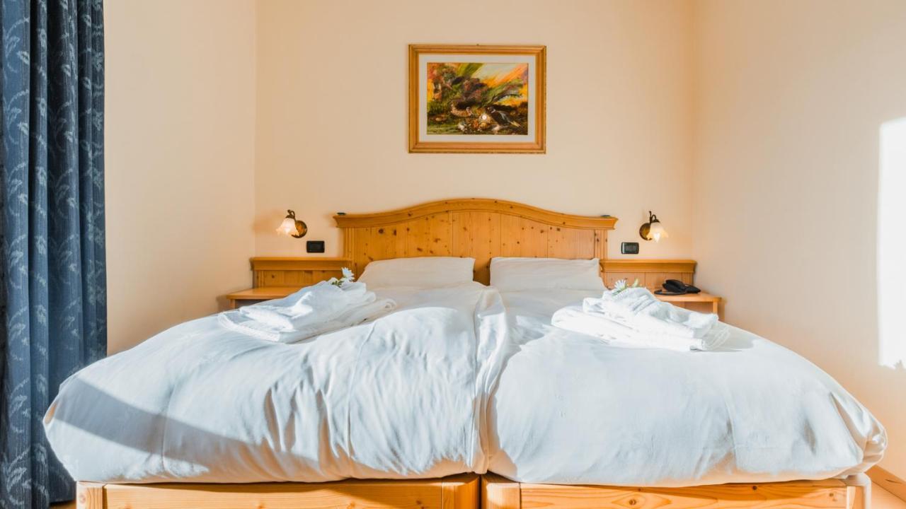 Hotel Dolomiti Di De Martin D Oscar Comèlico Superiore エクステリア 写真